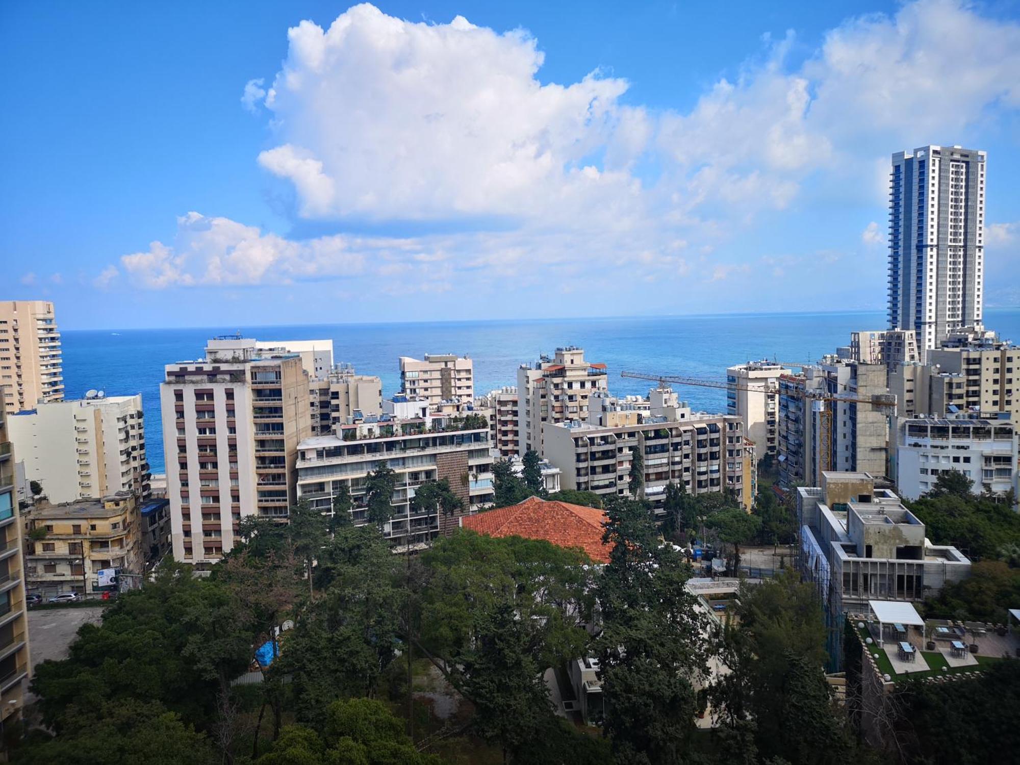 Gefinor Rotana - Beirut Hotell Eksteriør bilde View of the seafront of the municipality