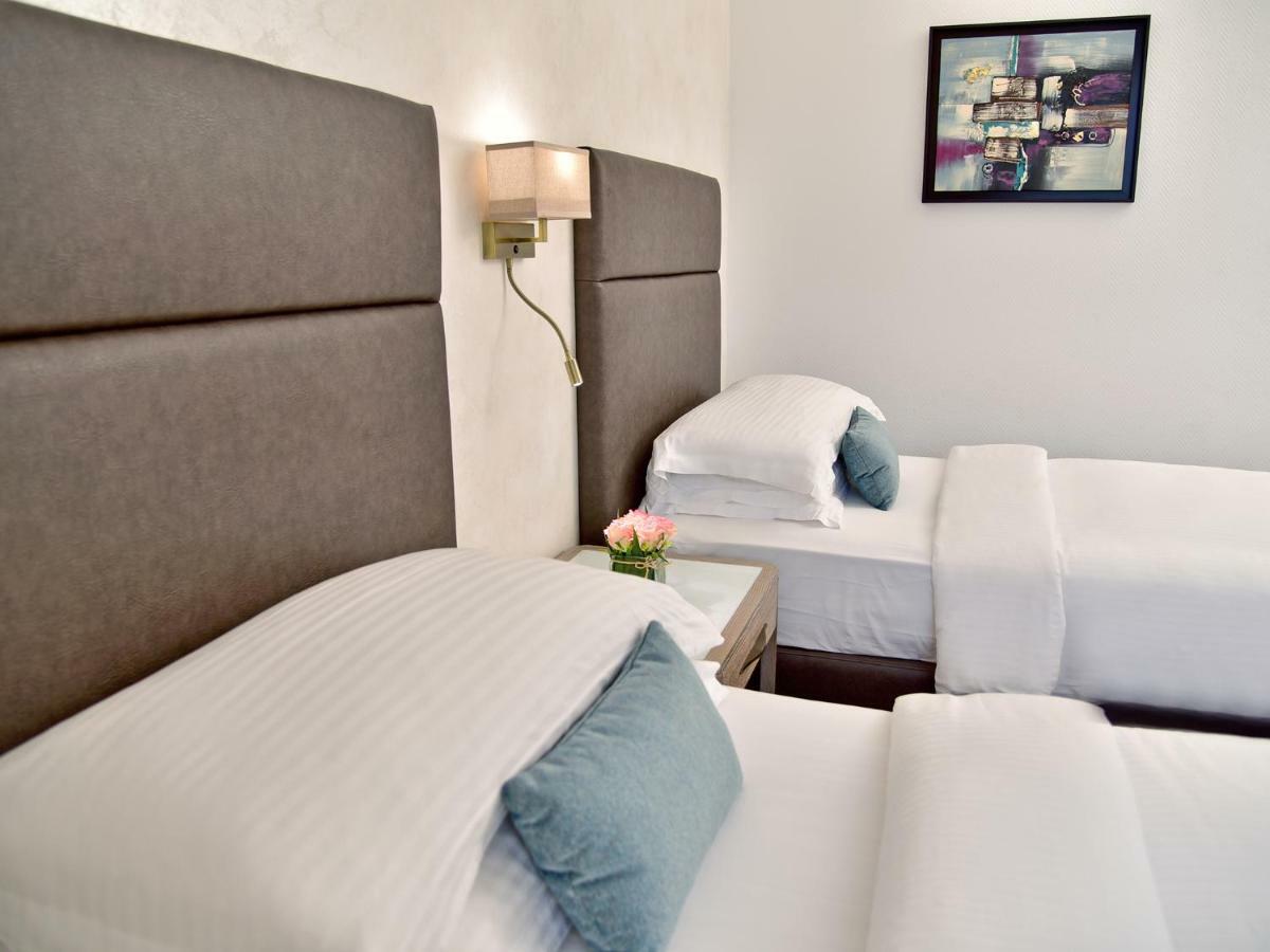Gefinor Rotana - Beirut Hotell Eksteriør bilde Deluxe Room